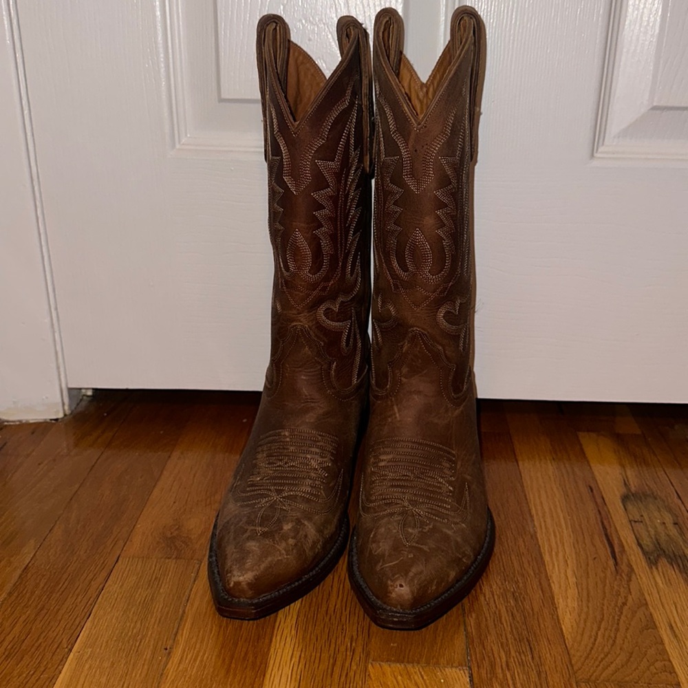 Women’s Authentic Cowboy Boots